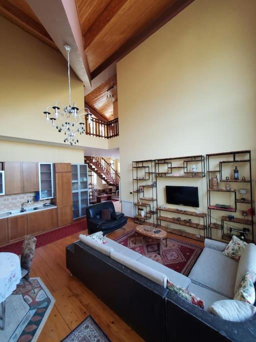 Private Hillside Villa Near Teg Full Privacy Tiranë Luaran gambar