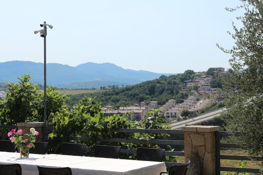 Private Hillside Villa Near Teg Full Privacy Tiranë Luaran gambar